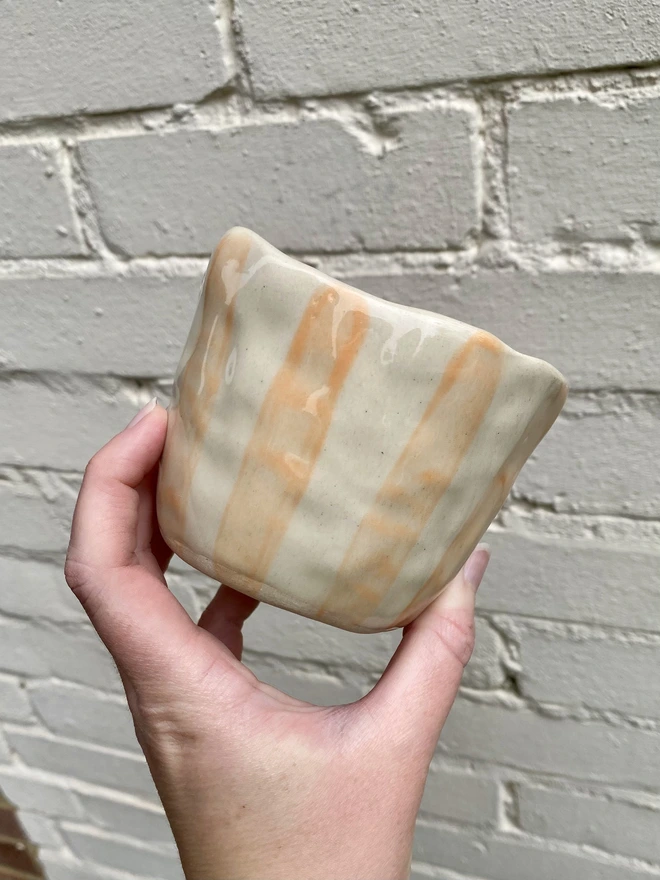 orange stripe pot