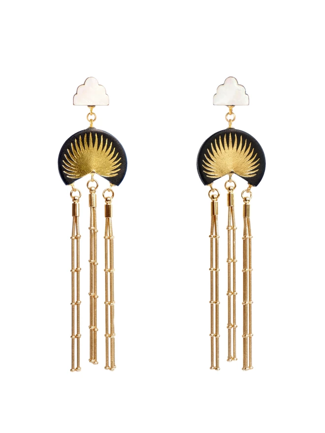 Macao gold palm tree print tassel earrings Chusan (M) black
