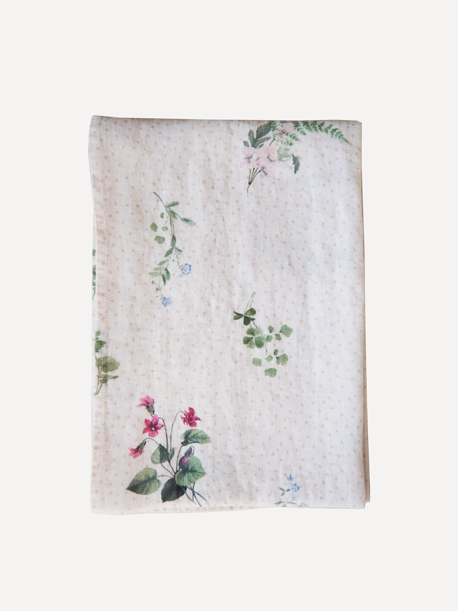 Table linen printed with spring florals
