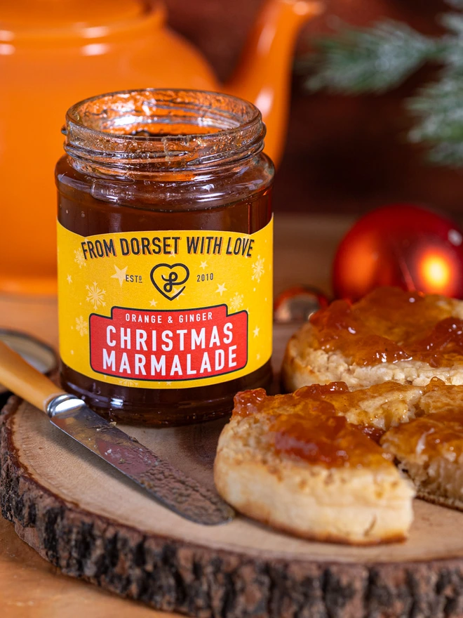 Christmas Marmalade with crumpets