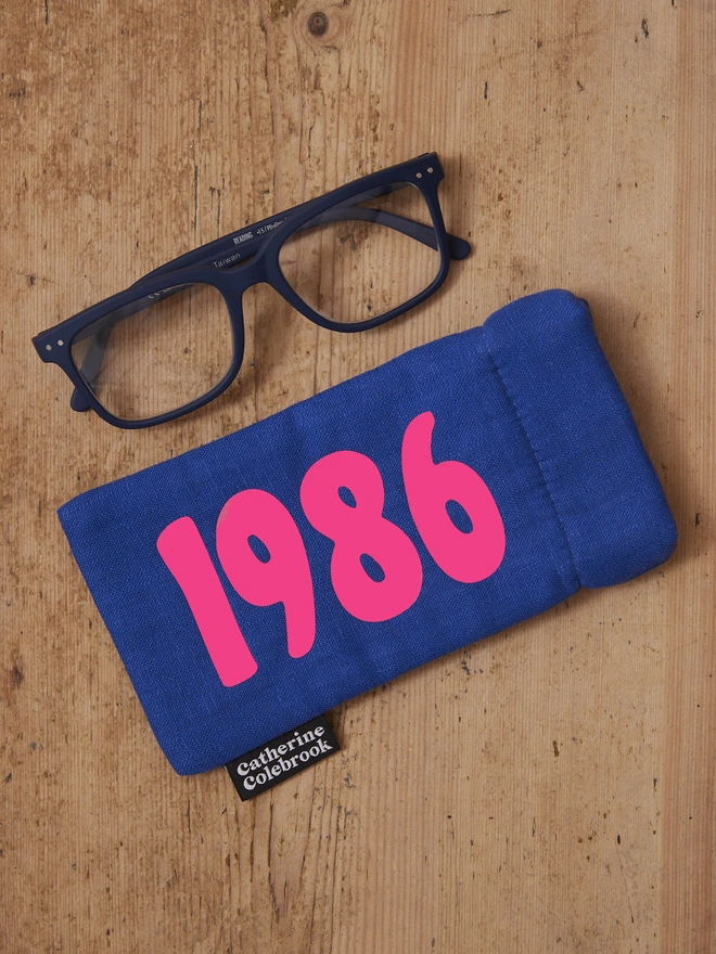 Royal blue with neon pink personalised year glasses case 