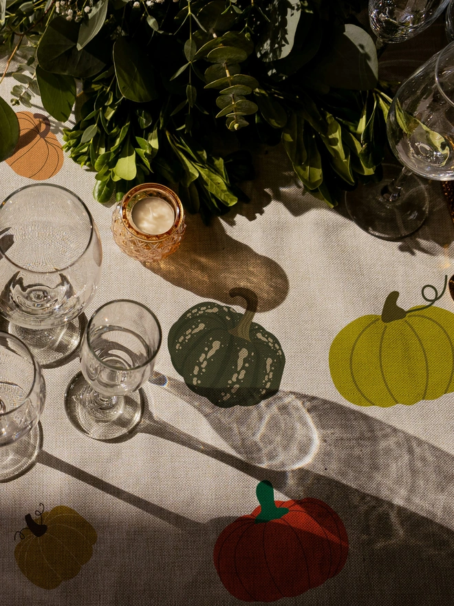 pumpkin table cloth stickers 