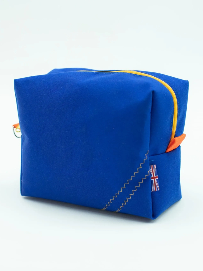 cube square wash bag blue