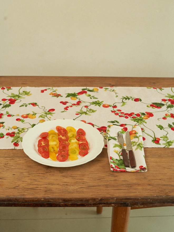 Tomato printed linen runner