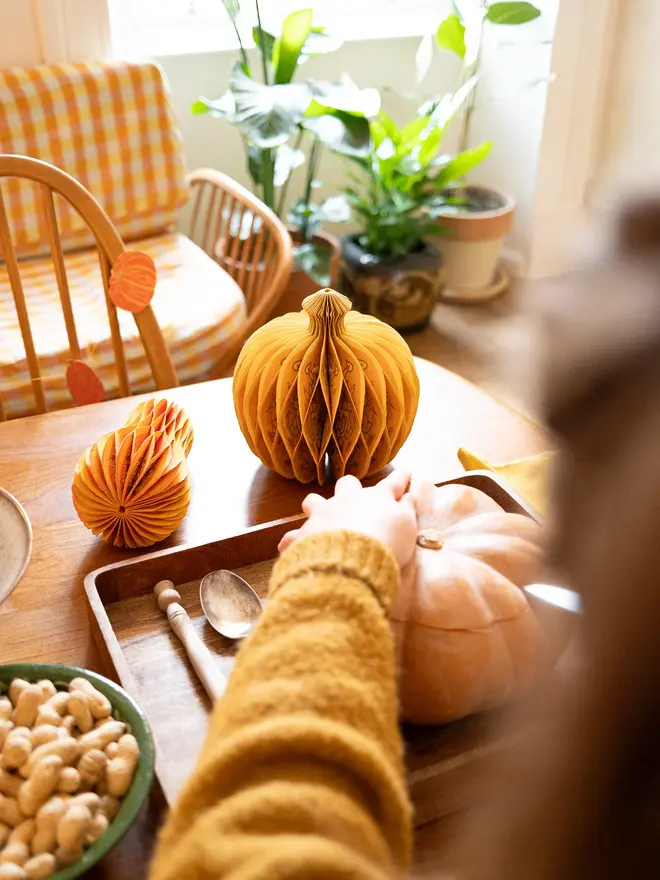 Pumpkin Honeycomb Ornament (Set Of 6)