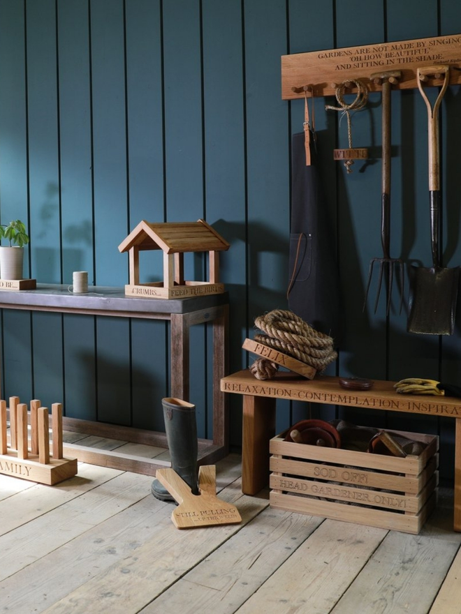 Garden storage rack