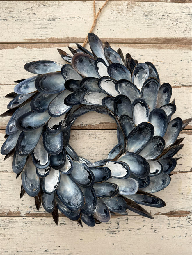  Small Mussel Shell Wreath