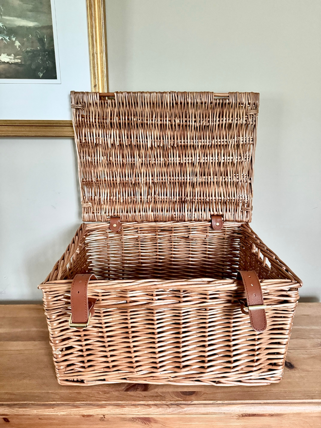 Personalised wicker hamper open lid