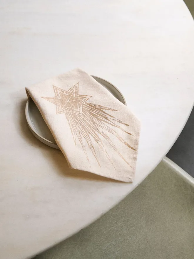 Christmas Gold Star Runner and napkin set