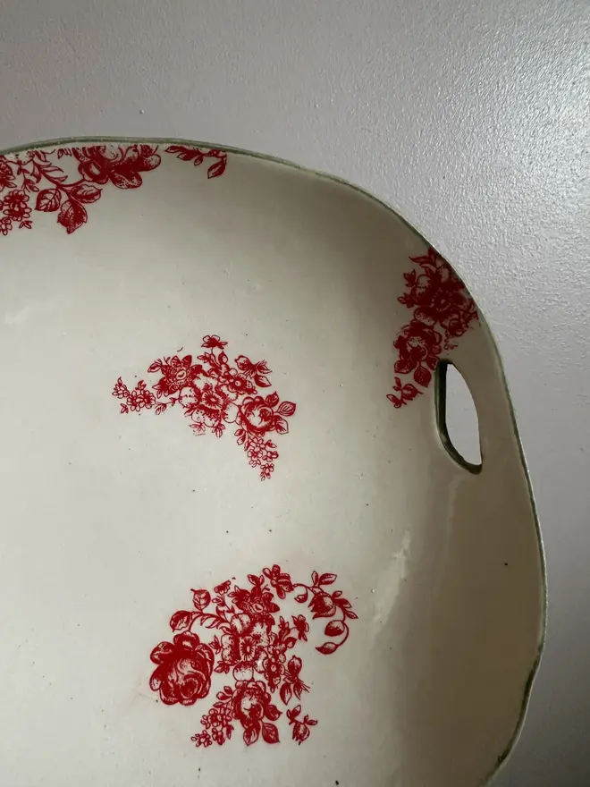 Red Floral With Green Rim