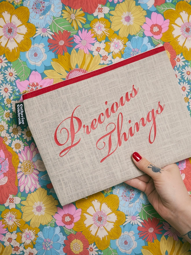 CATHERINE COLEBROOK NATURAL LINEN PURSE - PRECIOUS THINGS