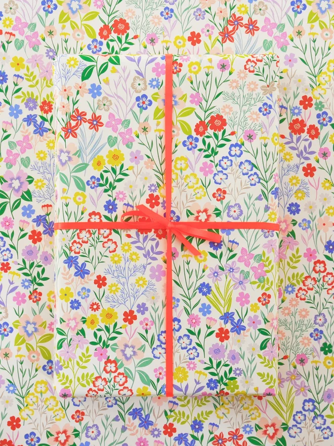 Flora Wrapping Paper (Roll Of 6 Sheets)