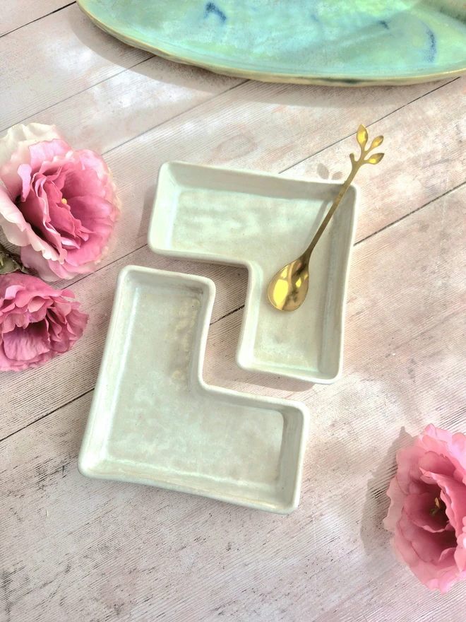 tapas dish, ceramic tapas dish, ceramic snack dish, mis and match dishes, Jenny Hopps Pottery, Mezze dishes