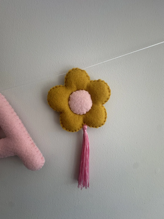 Felt Flower Decor, kids decoration, playroom decor, personalised gift