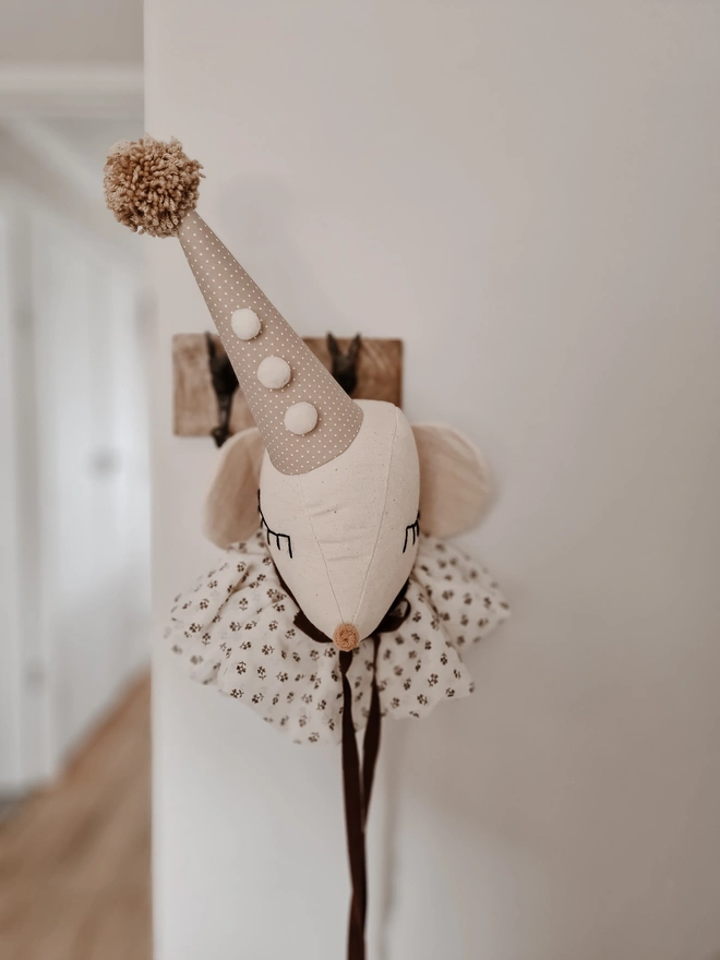 Beige Circus Mice Hanging Wall art, Mouse Nursery Decoration, Animal Head