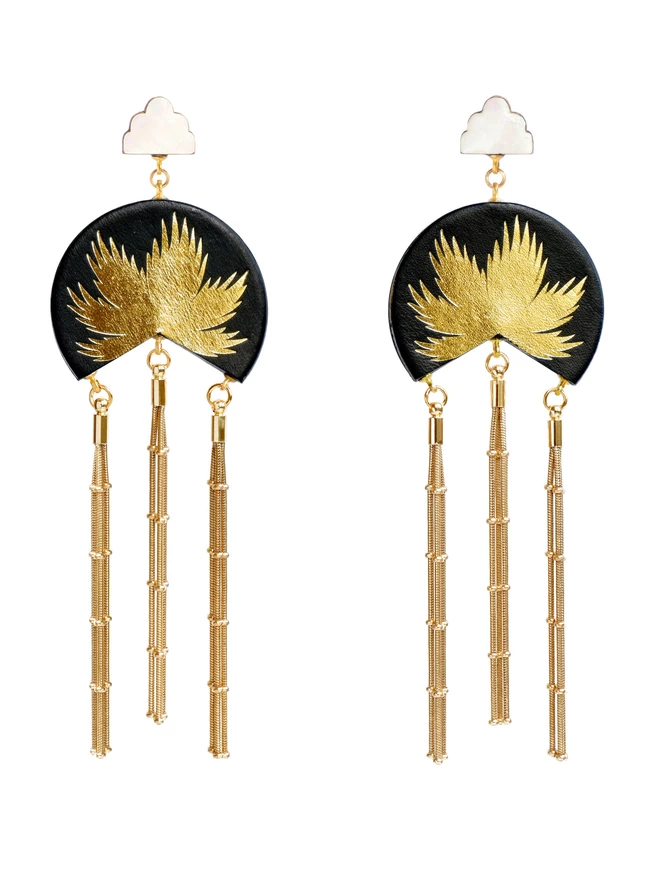 Macao gold palm tree print tassel earrings Coco (XL) black
