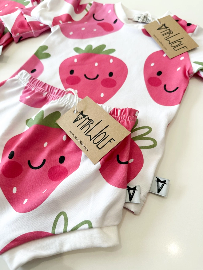 strawberry print kids baby clothes legging t-shirt