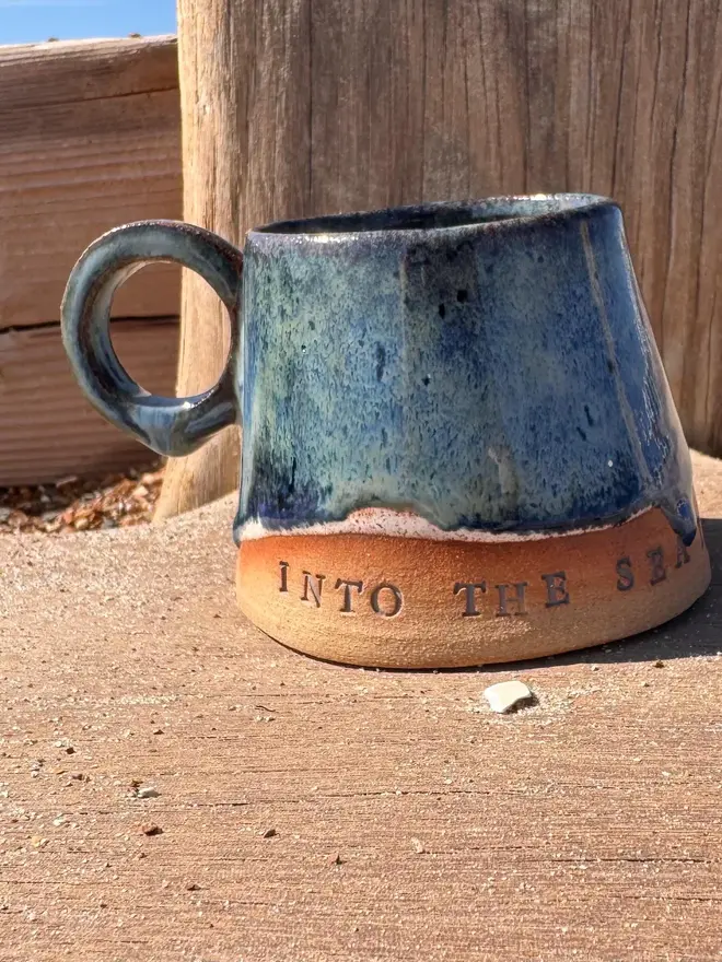 Ceramic Stoneware Tapered Hug Mug