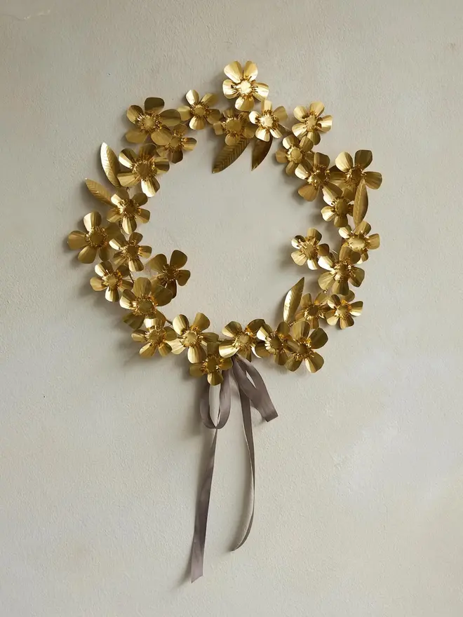 Spring metal wreath
