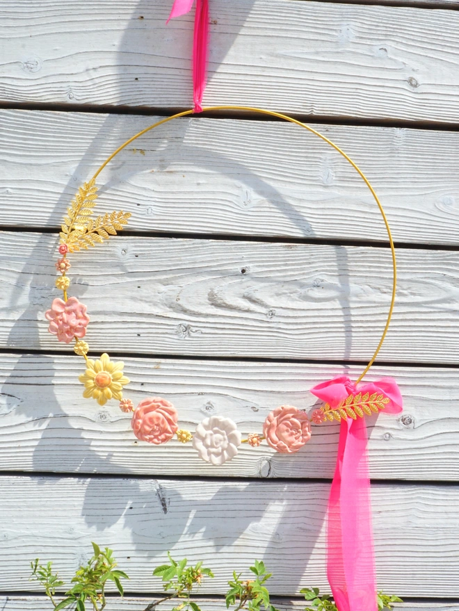 ceramic flower wreath, everlasting wreath, flower wreath, decorative wreath, flower wall hanging, Jenny Hopps Pottery