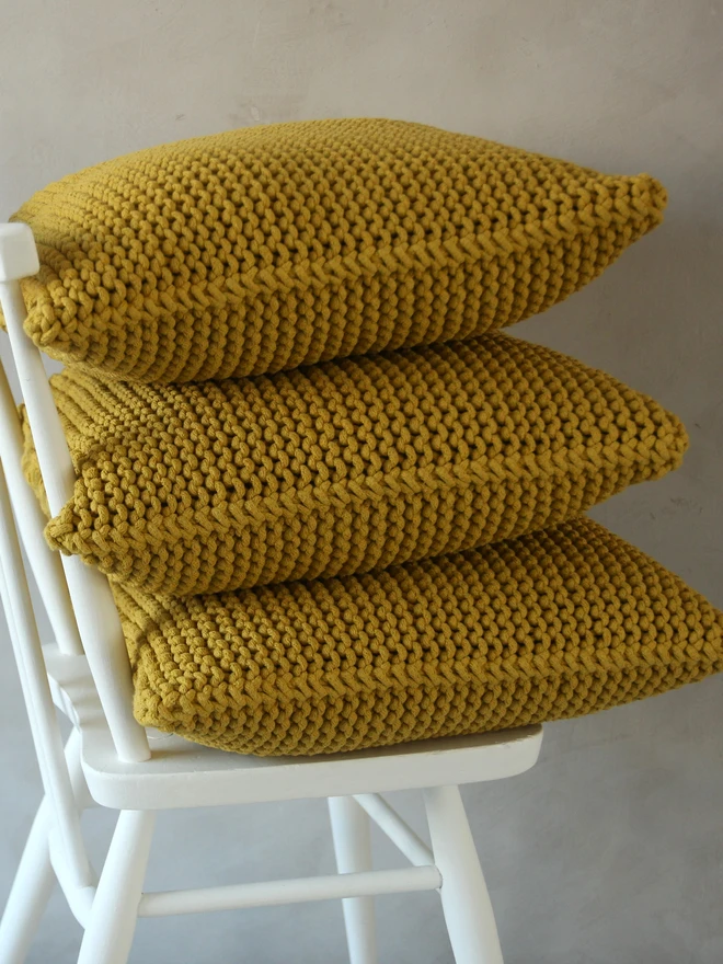 golden kiwi square cushion cotton