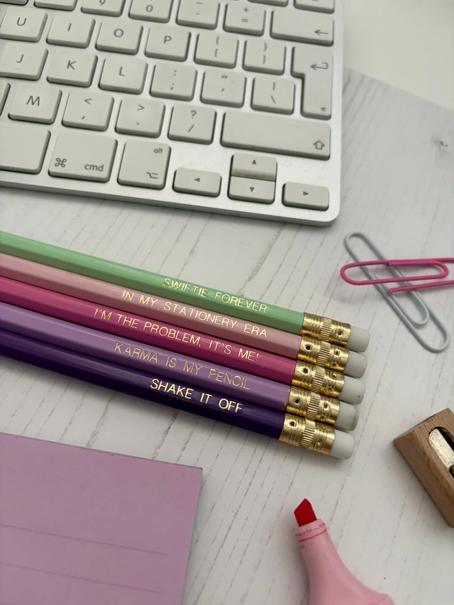 Swiftie Pencil Set (5 HB Pencils)