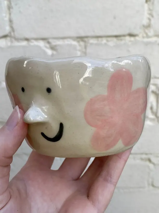 daisy flower pink white handmade ceramic smiley face pot