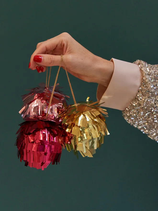 Metallic bauble hanging tree decoration