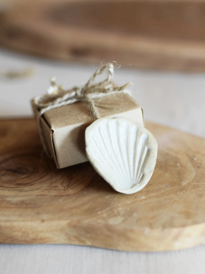 ceramic seashell trinket worry stone