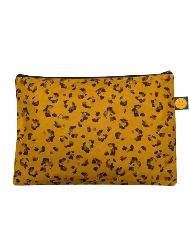 Leopard Contents Pouch
