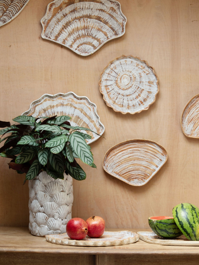 Ceramic shell plate