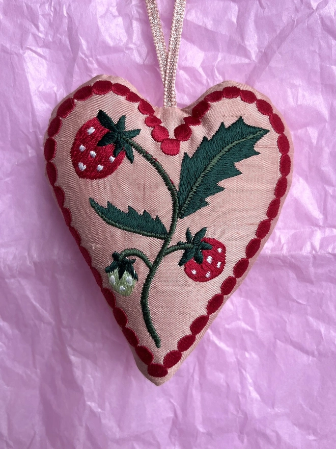 Heart Ornament: Strawberries