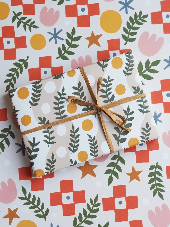 Waves pattern eco wrapping paper