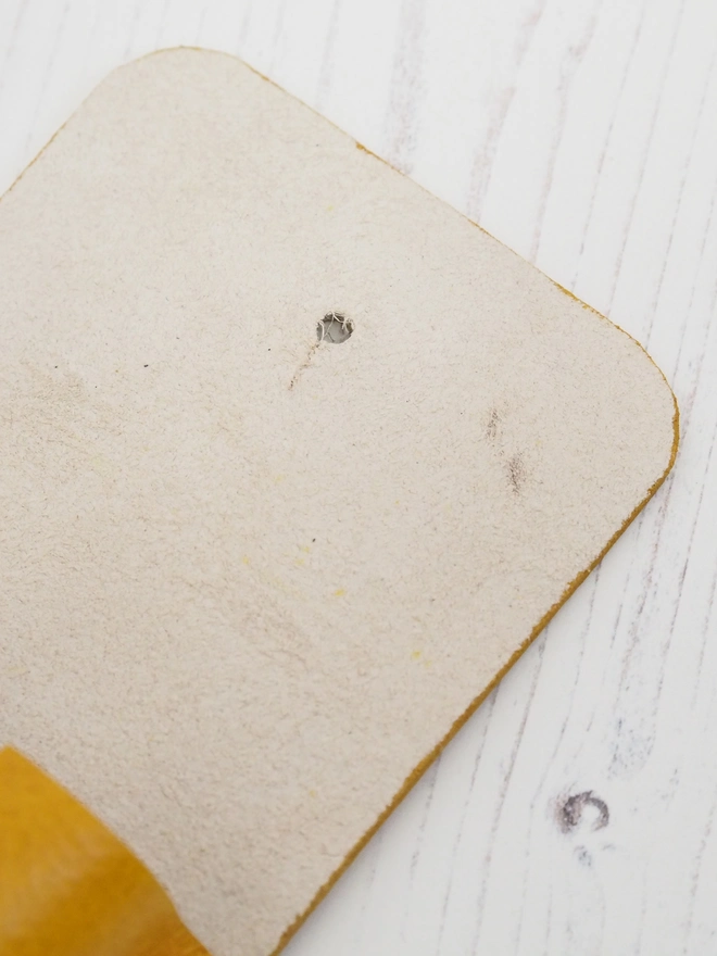 Close up of fault on seconds yellow holder