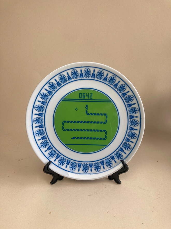 Snake, Nokia 3210, Nokia, old school, computer game, arcade game, snake plate, nokia plate, haus of lucy, unique gift, original gift, christmas, gift idea