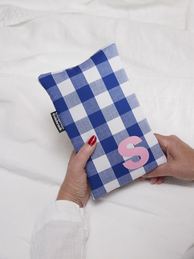 PERSONALISED GINGHAM CUTE HOT WATER BOTTLE - BLUE INITIAL