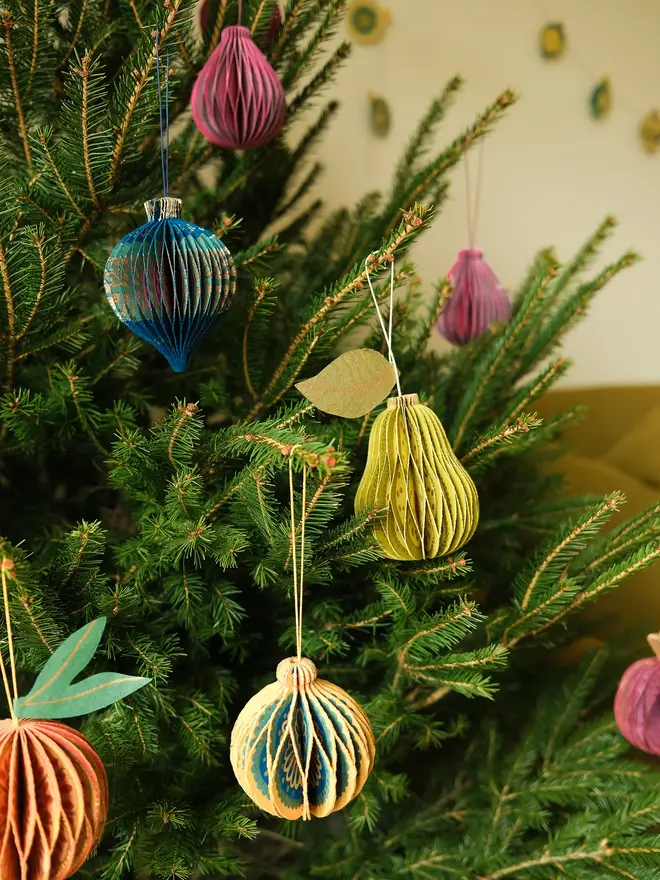 Pear Honeycomb Ornament (Set Of 6)
