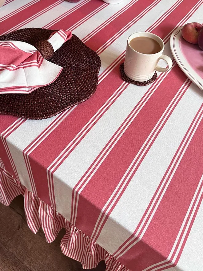 Murano Stripe Organic Ruffled Cotton Tablecloth 