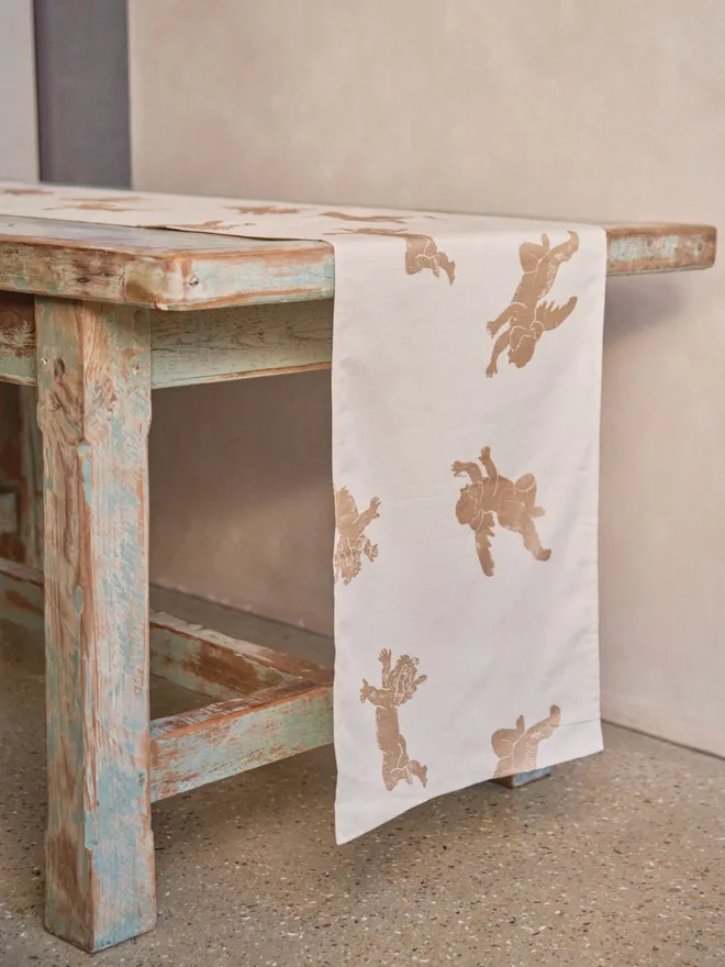 Christmas Cherub Table Runner