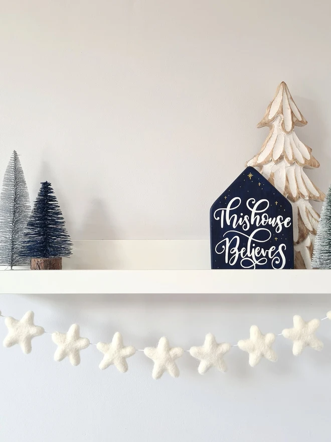 White Christmas Felt Star Garland
