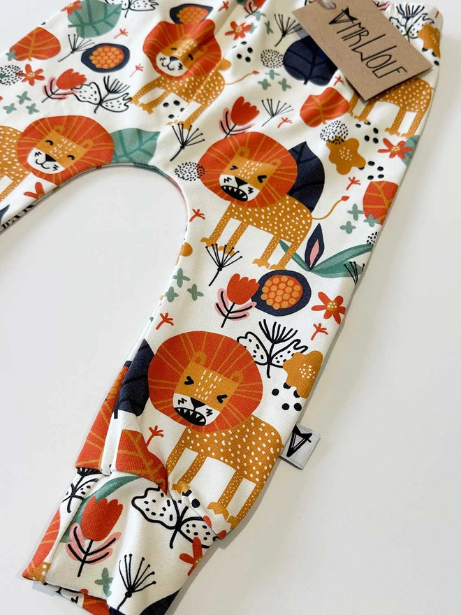 baby leggings, lion print, mustard lions, baby leggings, toddler leggings, fun kids leggings