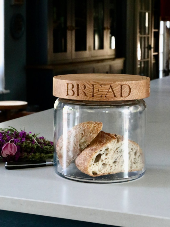 Bread storage jar