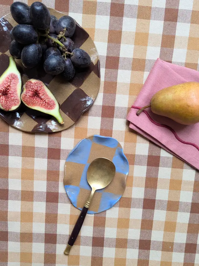 Check Wavy Spoon Rest
