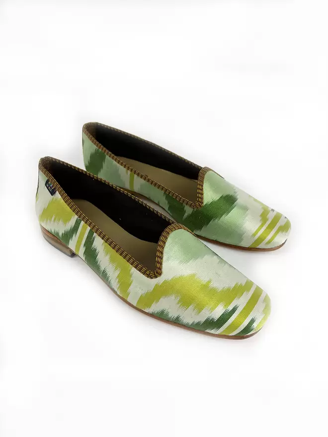 Alt TextGreen Tulip Ikat Silk Flat Shoe  