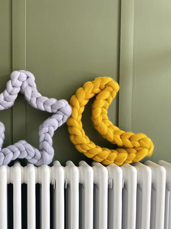 Chunky Knitted Merino Moon Wreath