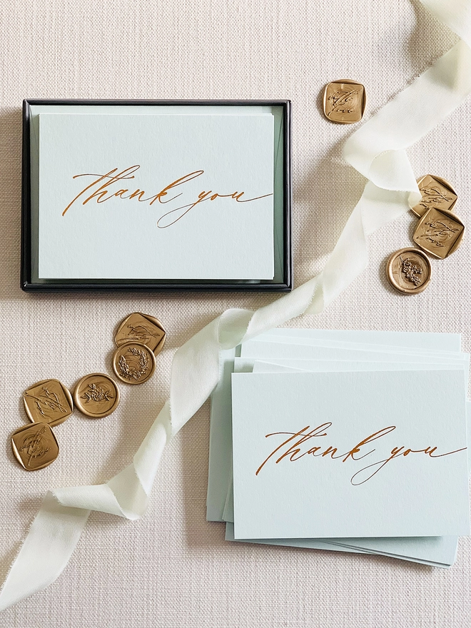 thank_you_gold_foiled_calligraphy_notecard_set_01