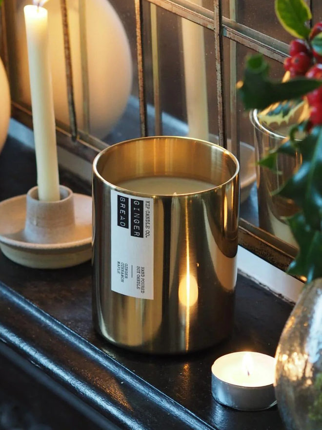 Gingerbread Christmas scented candle