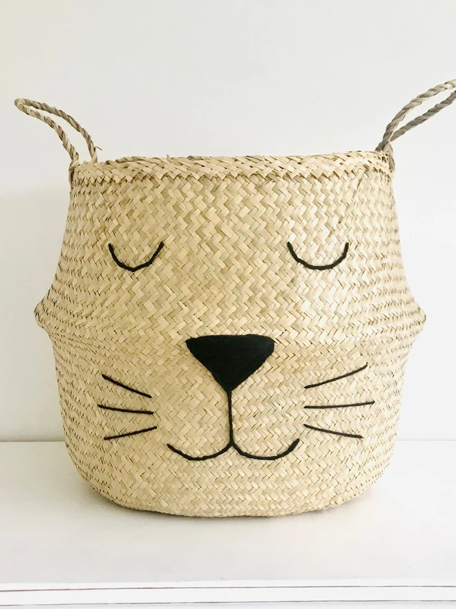 Handmade Cat Face Belly Basket