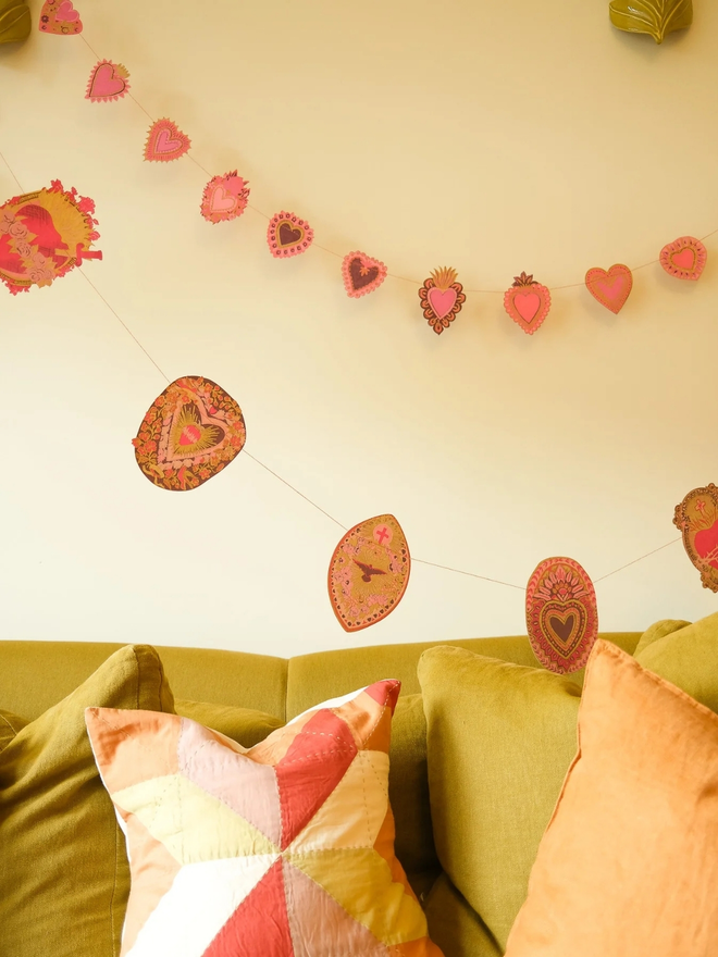 Saint Valentine Heart Garland