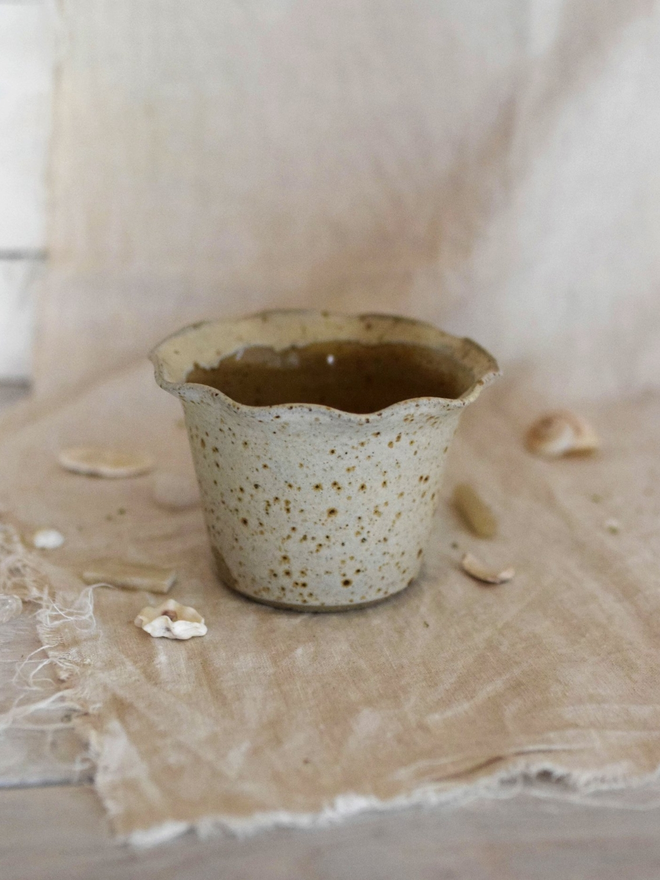 wavy stoneware plant pot